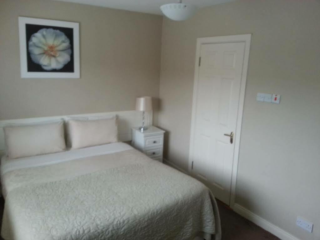 Bed and Breakfast Sli Na Mara Голуэй Экстерьер фото